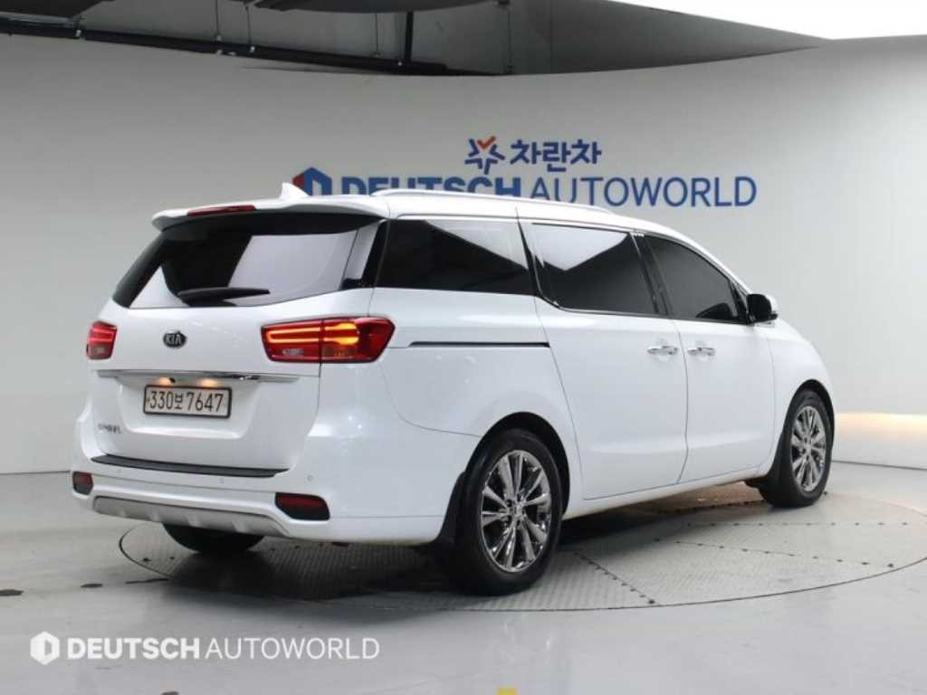 기아 카니발 더 뉴 카니발 디젤 9인승 프레스티지 이미지 4