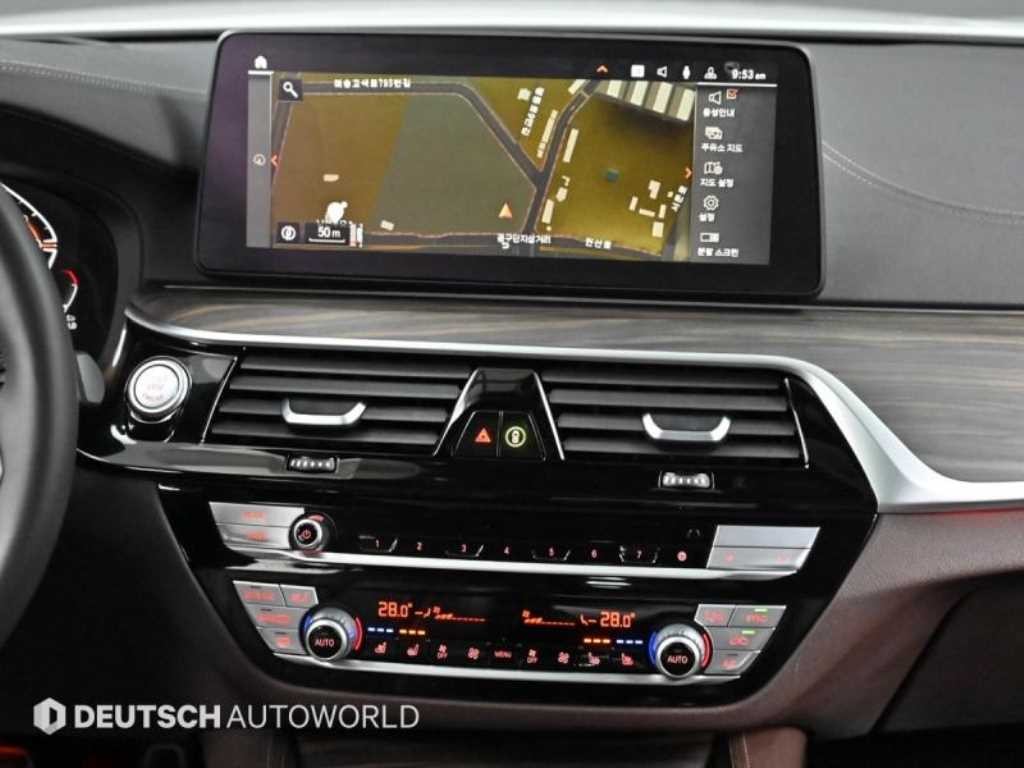 BMW 5시리즈 5시리즈 (G30) 523d M 스포츠 이미지 14