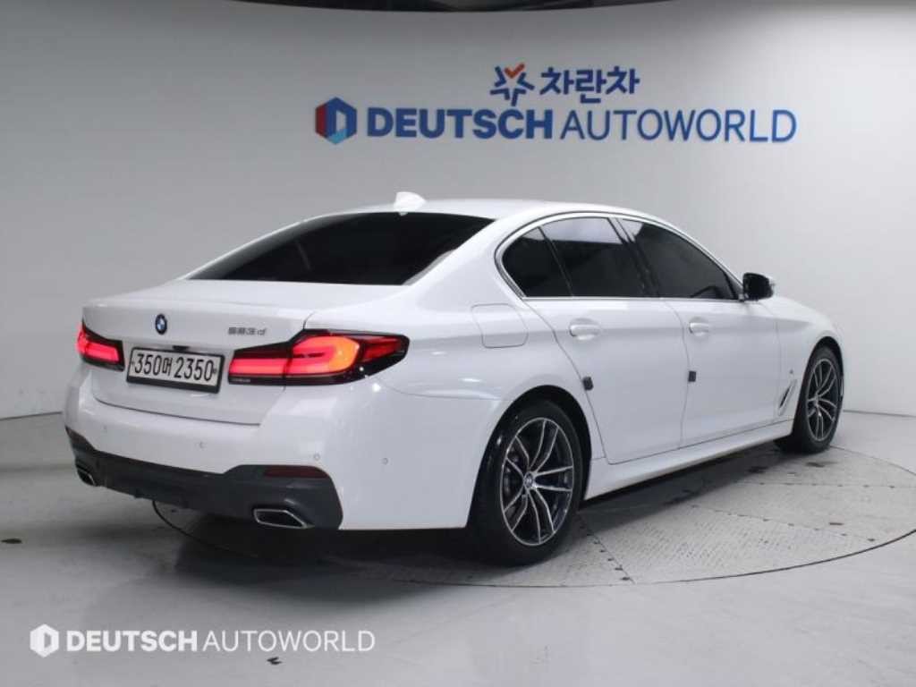 BMW 5시리즈 5시리즈 (G30) 523d M 스포츠 이미지 2