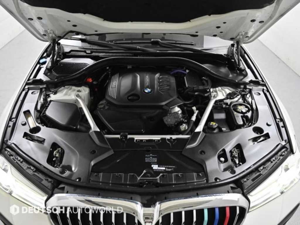 BMW 5시리즈 5시리즈 (G30) 523d M 스포츠 이미지 6
