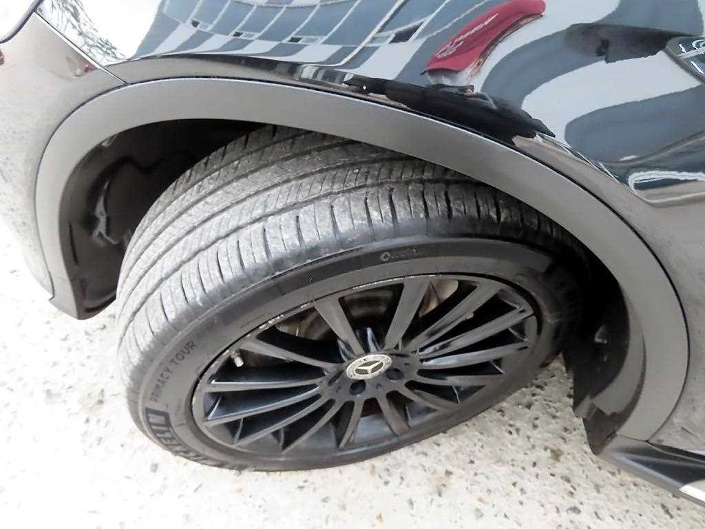 벤츠 GLC 클래스 GLC클래스 X253 GLC 300 4MATIC AMG LINE 이미지 20