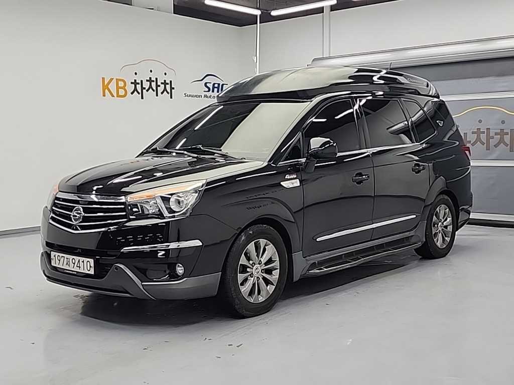 KG모빌리티(쌍용) 코란도 코란도투리스모 4WD 샤토 9인승 하이 리무진 이미지 1