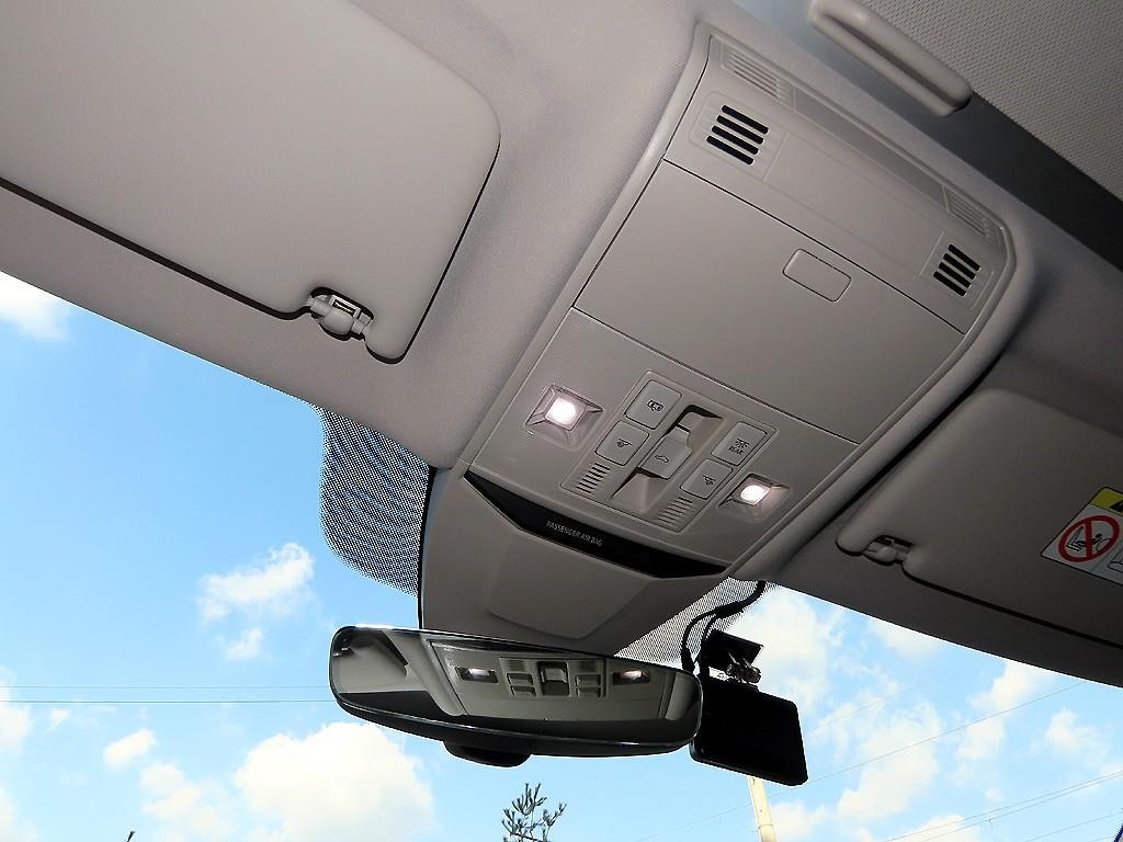 폭스바겐 아테온 2.0 TDI 프레스티지 이미지 14