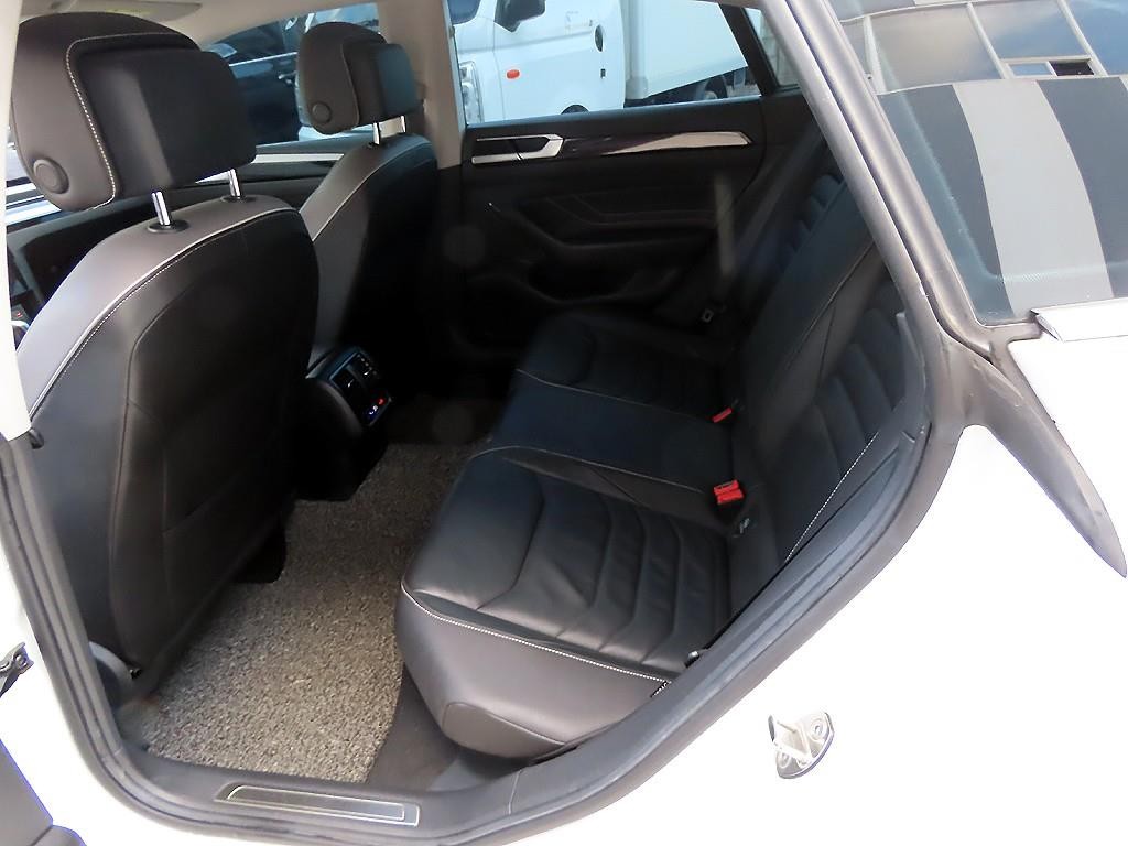폭스바겐 아테온 2.0 TDI 프레스티지 이미지 6
