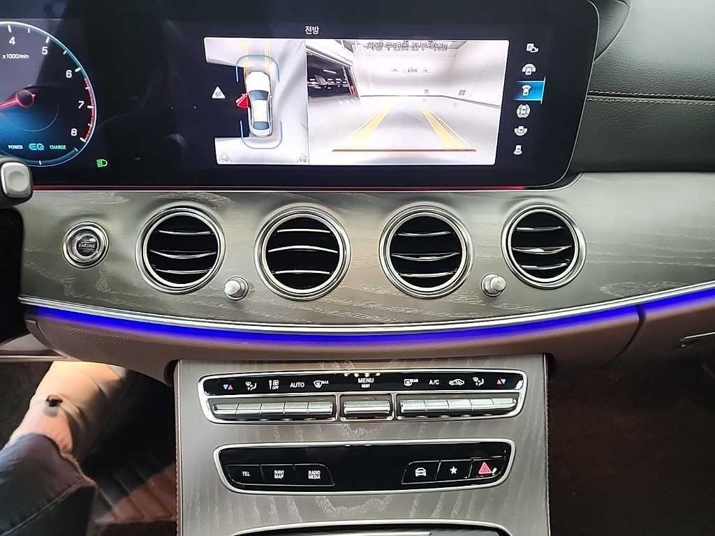 벤츠 E 클래스 E-클래스 W213 E350 4MATIC 아방가르드 이미지 11