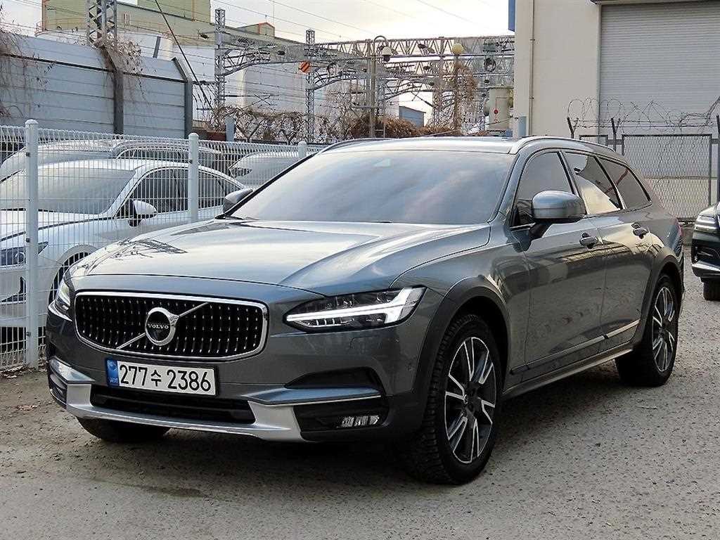볼보 V90 V90 크로스컨트리 T5 프로 AWD 이미지 2