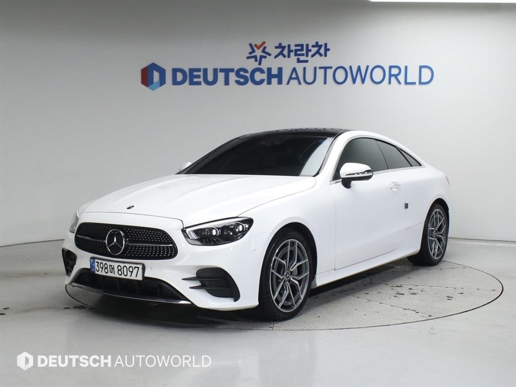 벤츠 E 클래스 E-클래스 W213 E300d 4MATIC 쿠페 이미지 1