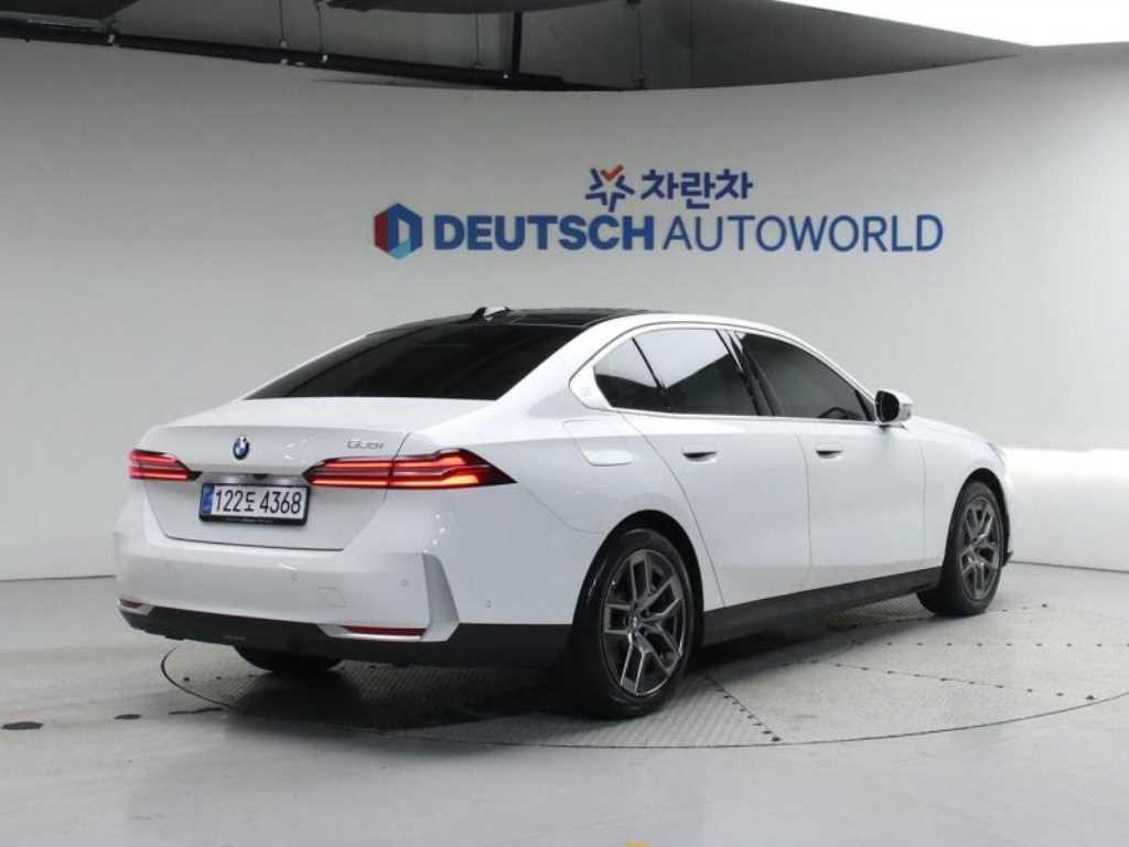 BMW 5시리즈 5시리즈 (G60) 520i 기본형 이미지 2