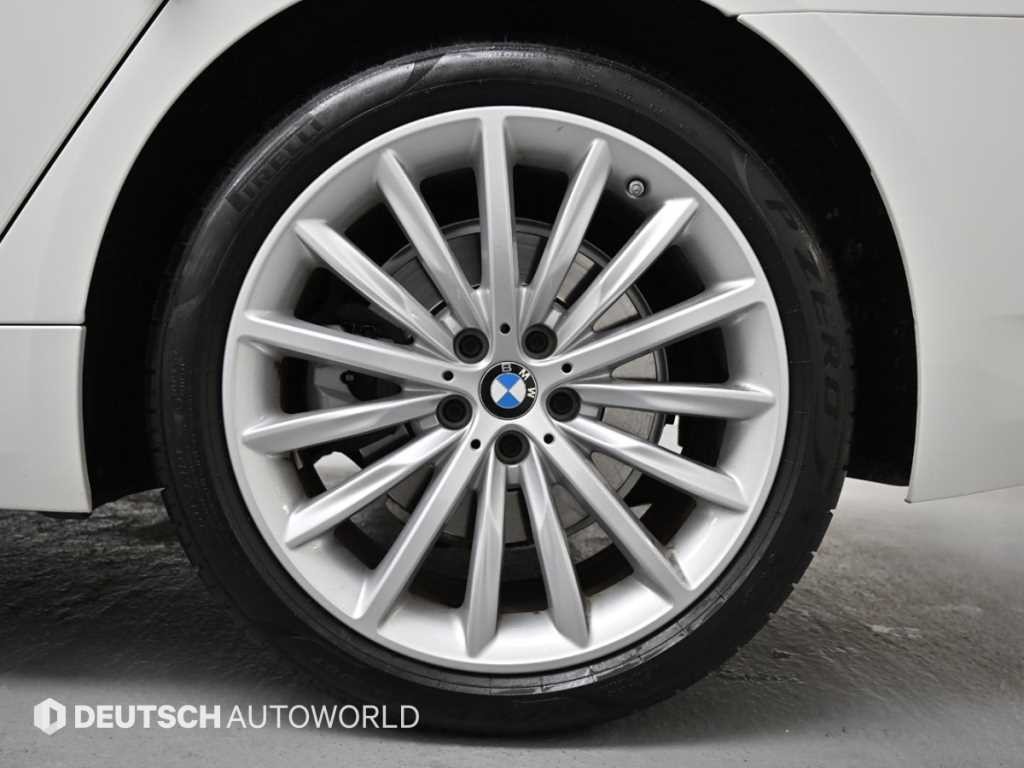 BMW 5시리즈 5시리즈 (G30) 530i xDrive 럭셔리 이미지 5