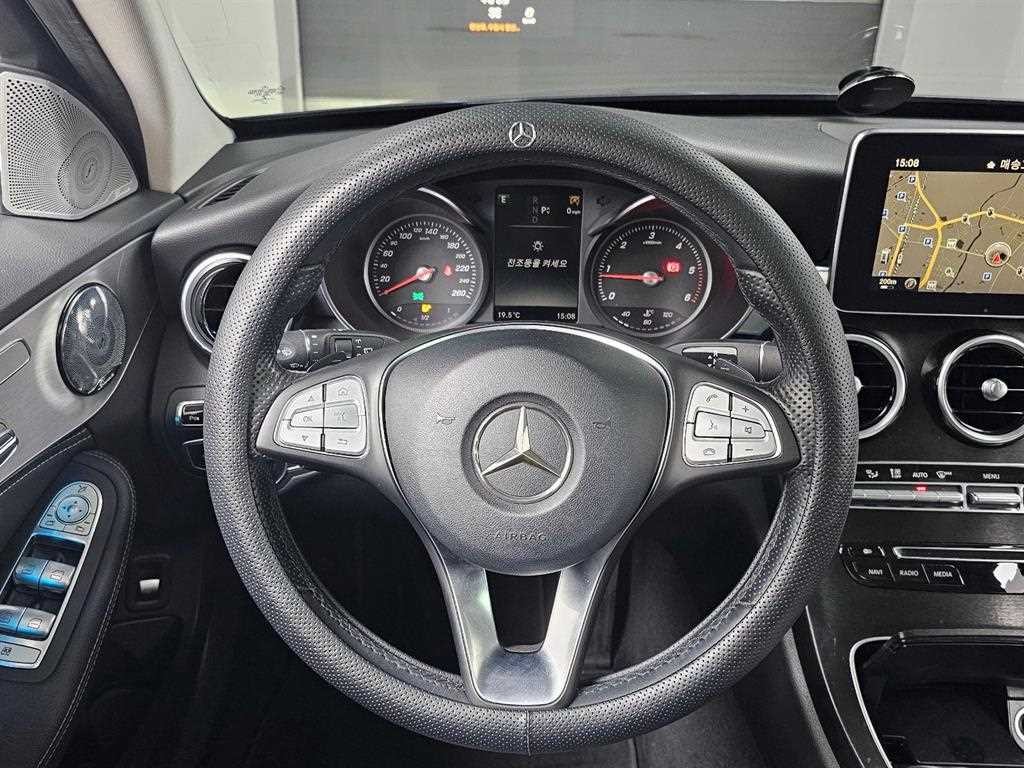 벤츠 C 클래스 C클래스 W205 C220 d 4MATIC 에스테이트 이미지 13