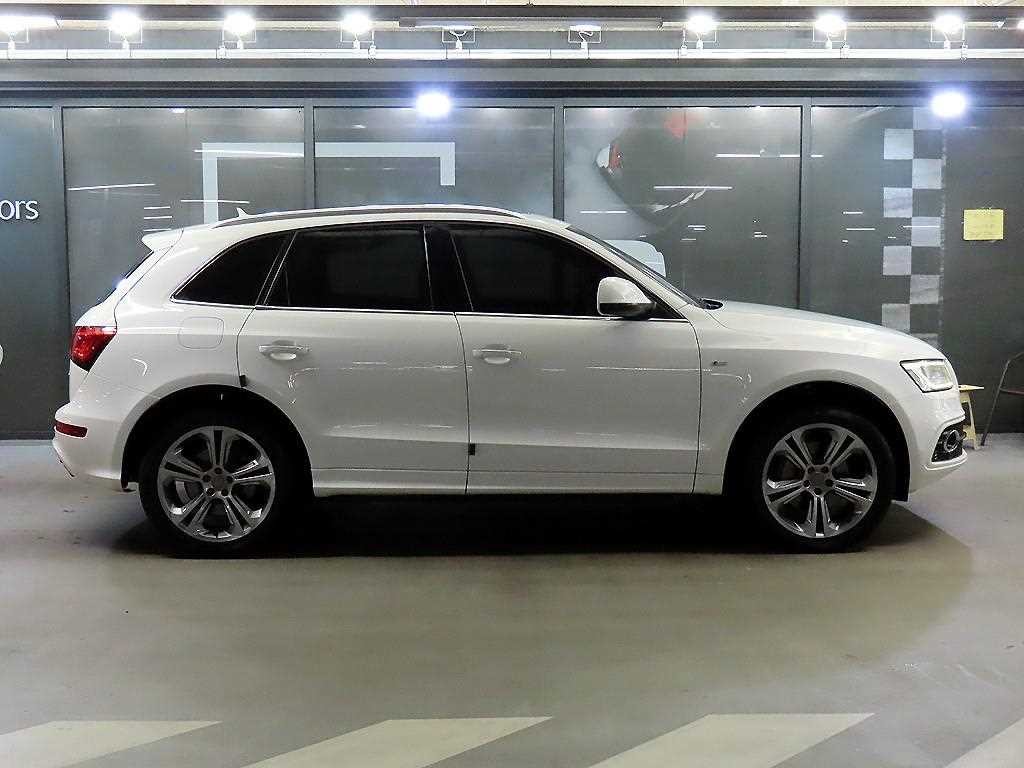 아우디 Q5 45 TDI 콰트로 다이나믹 이미지 3