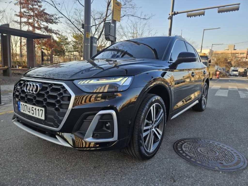 아우디 Q5 Q5 (FY) 45 TFSI 콰트로 프리미엄 이미지 2