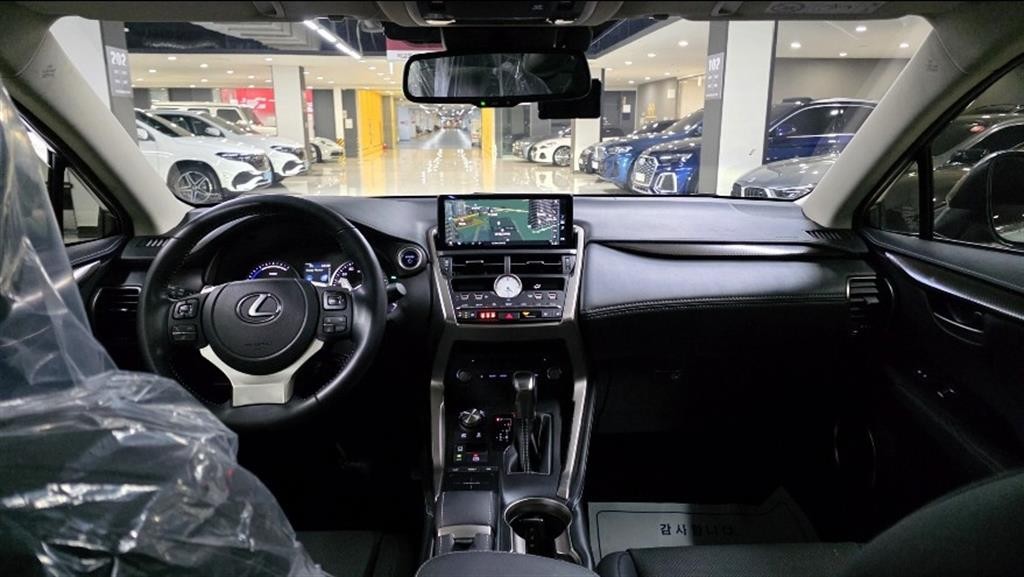 렉서스 NX NX 300h 슈프림 이미지 10