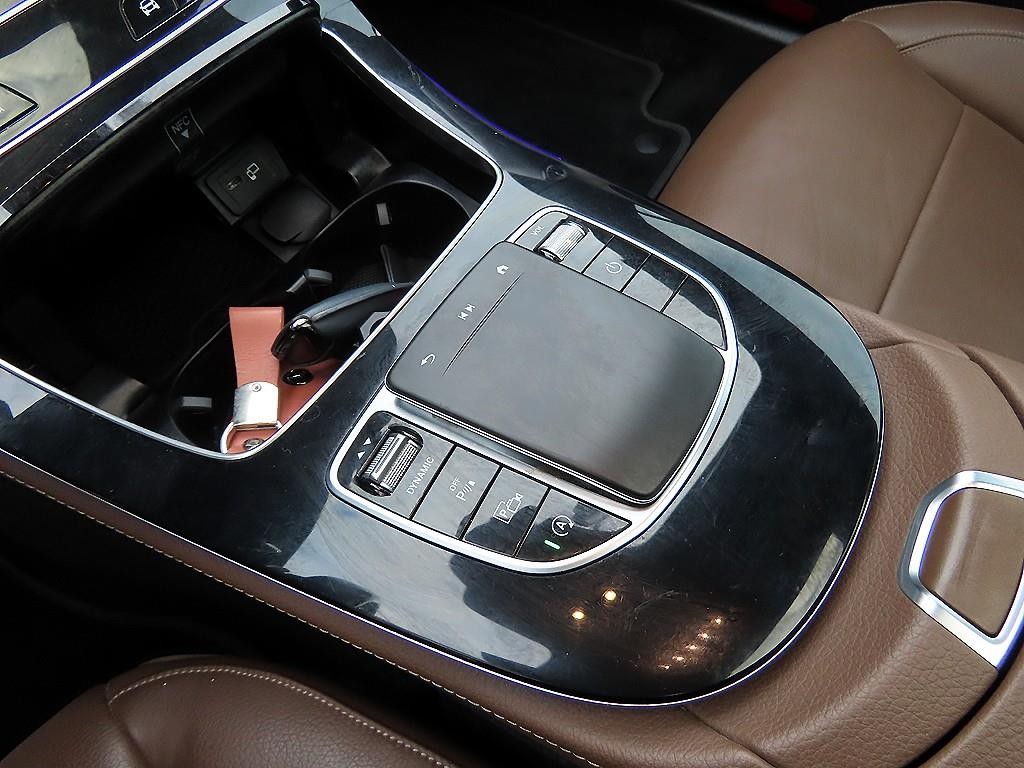 벤츠 E 클래스 E-클래스 W213 E250 아방가르드 이미지 11