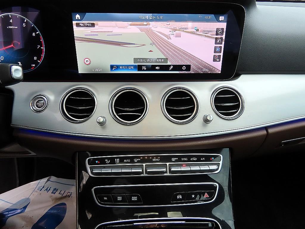 벤츠 E 클래스 E-클래스 W213 E250 아방가르드 이미지 12