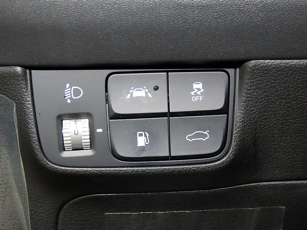 현대 그랜저 더 뉴 그랜저 IG 2.5 프리미엄 초이스 이미지 14
