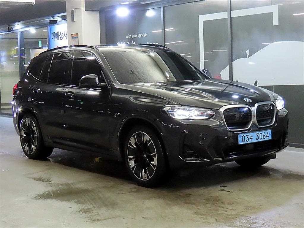 BMW iX3 iX3 (G08) M 스포츠 이미지 1