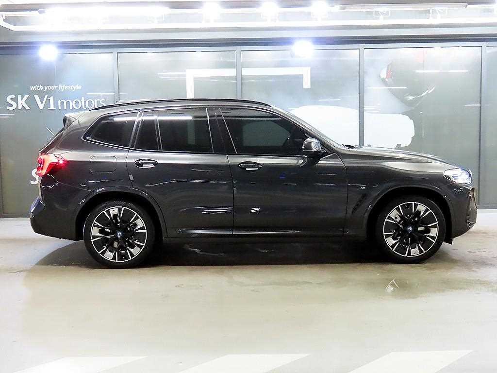 BMW iX3 iX3 (G08) M 스포츠 이미지 3