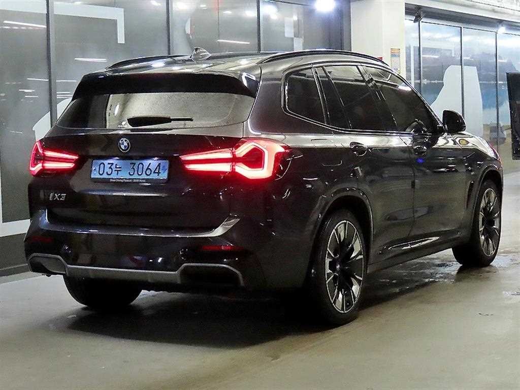 BMW iX3 iX3 (G08) M 스포츠 이미지 4