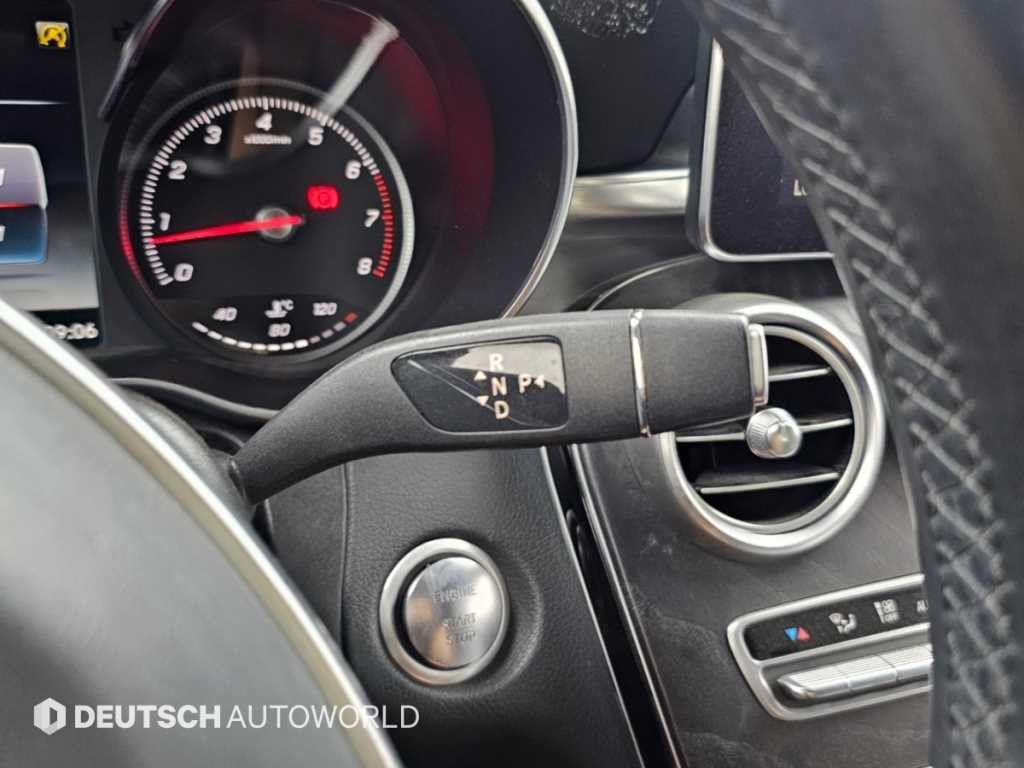 벤츠 C 클래스 C클래스 W205 C200 쿠페 이미지 9
