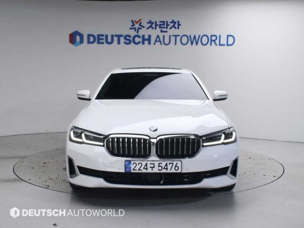 BMW 5시리즈 5시리즈 (G30) 530i 럭셔리 이미지 3