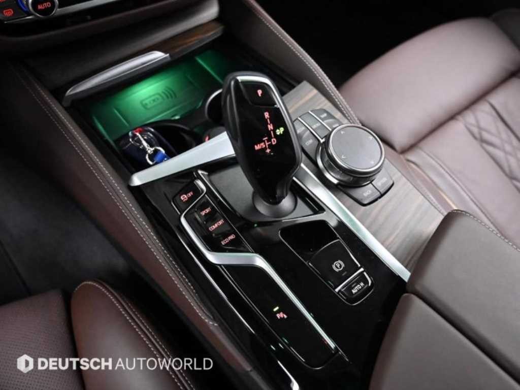 BMW 5시리즈 5시리즈 (G30) 530i 럭셔리 이미지 9