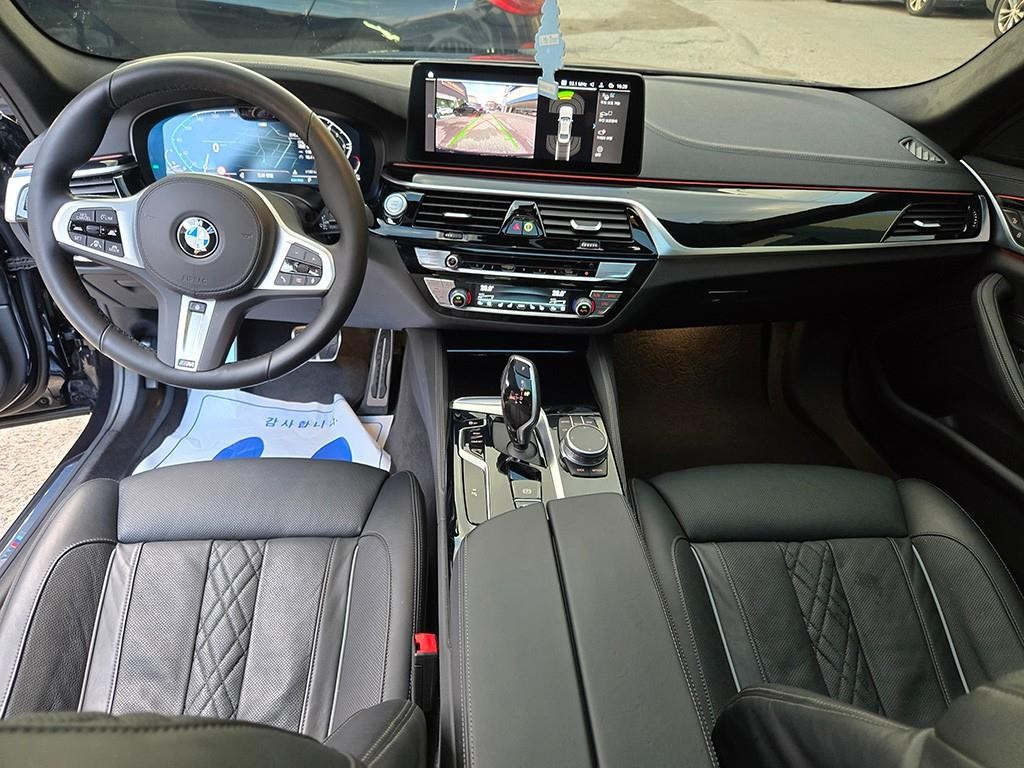BMW 5시리즈 5시리즈 (G30) 523d M 스포츠 이미지 9