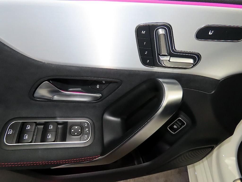 벤츠 CLA 클래스 CLA클래스 C118 CLA 250 4MATIC AMG 라인 이미지 13