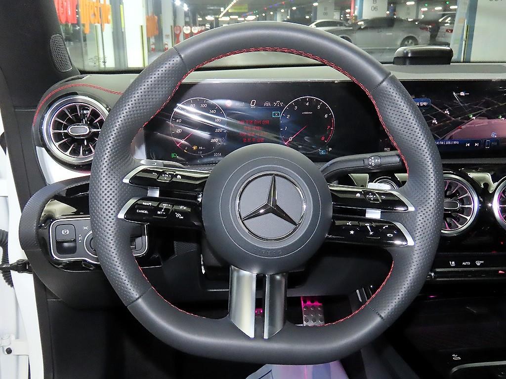 벤츠 CLA 클래스 CLA클래스 C118 CLA 250 4MATIC AMG 라인 이미지 8