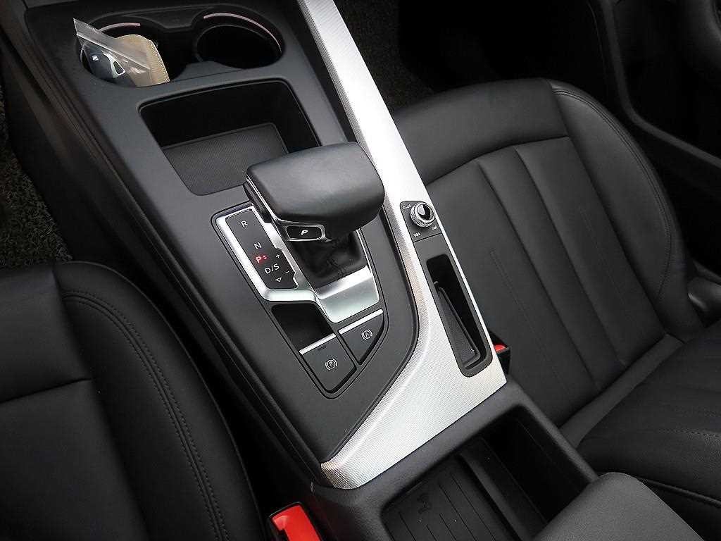 아우디 A5 A5 (F5) 40 TFSI 콰트로 스포트백 이미지 10
