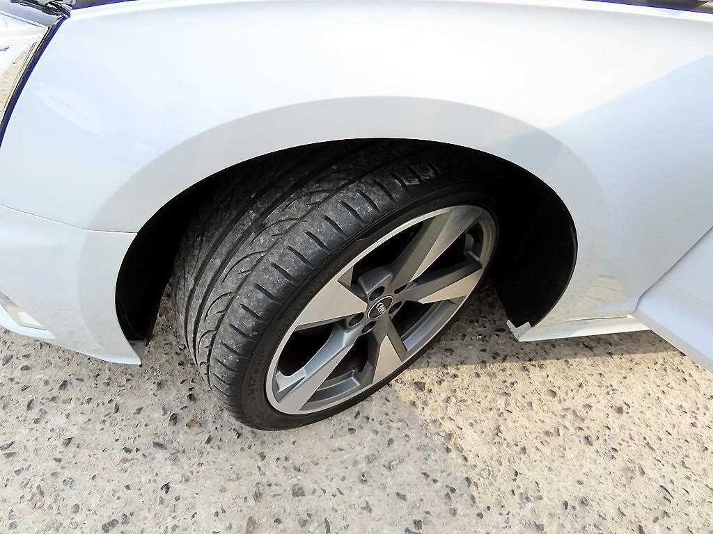 아우디 A5 A5 (F5) 40 TFSI 콰트로 스포트백 이미지 20