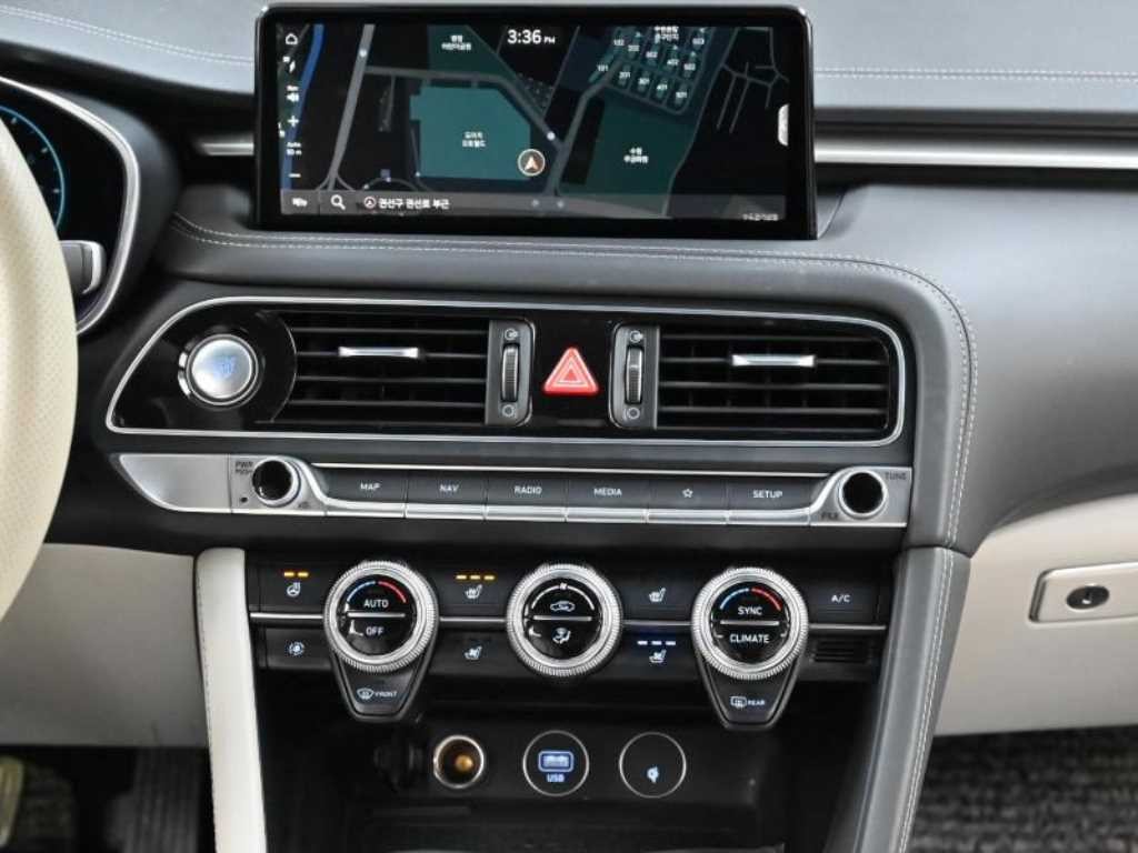 제네시스 G70 더 뉴 G70 가솔린 2.0T 2WD 이미지 14
