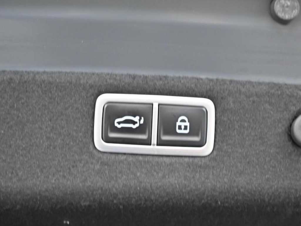 제네시스 G70 더 뉴 G70 가솔린 2.0T 2WD 이미지 20