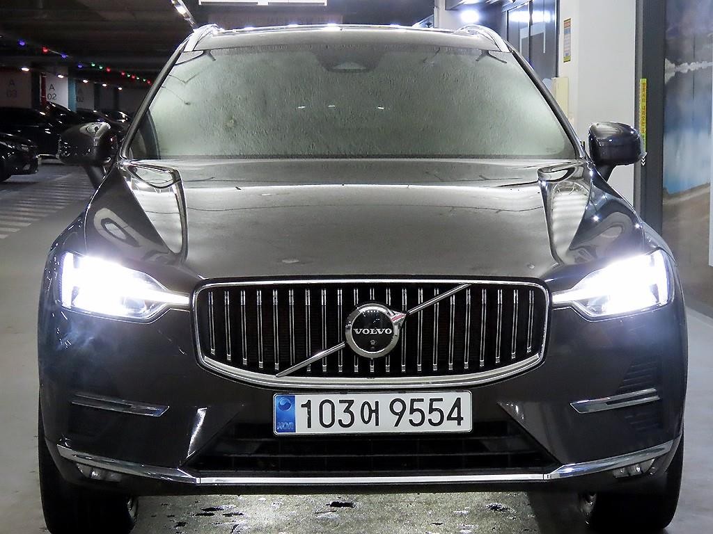볼보 XC60 XC60(2세대) B6 AWD 얼티메이트 브라이트 이미지 2