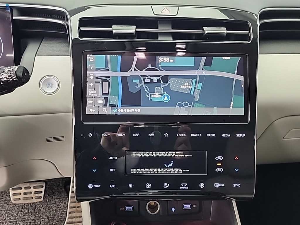 현대 투싼 투싼 (NX4) 가솔린 1.6 터보 2WD 인스퍼레이션 이미지 10