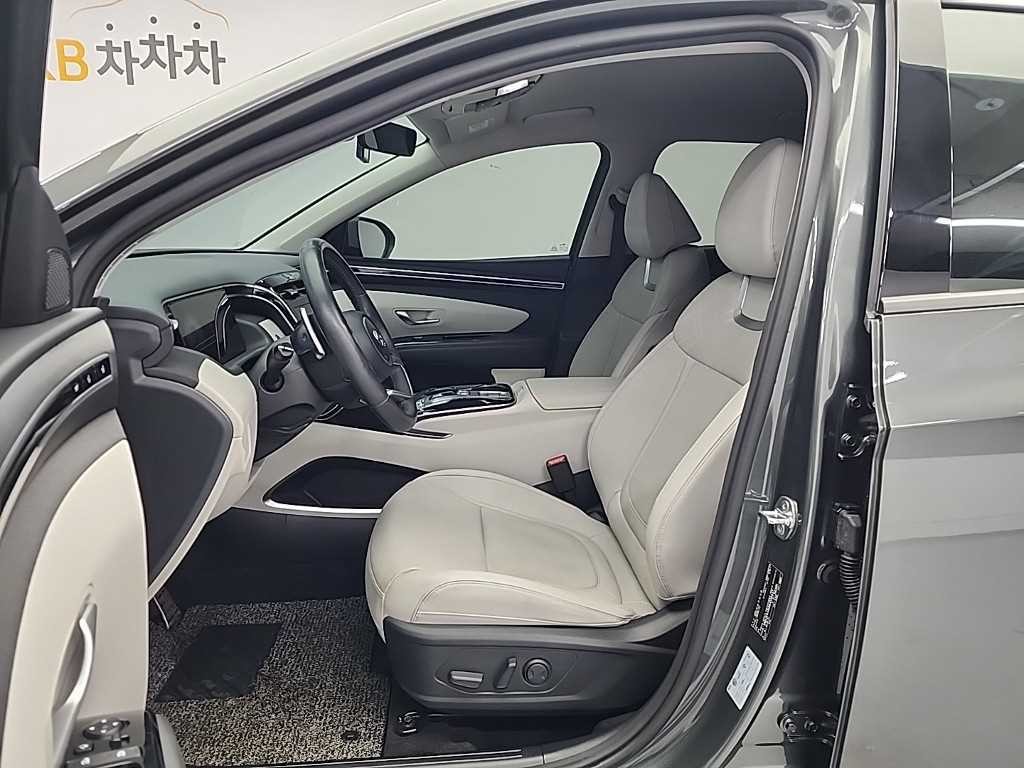 현대 투싼 투싼 (NX4) 가솔린 1.6 터보 2WD 인스퍼레이션 이미지 11