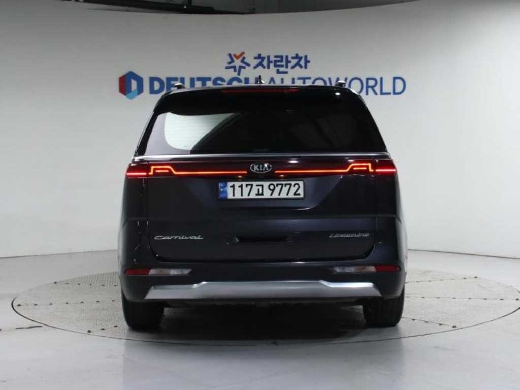 기아 카니발 카니발 4세대 디젤 7인승 시그니처 이미지 4
