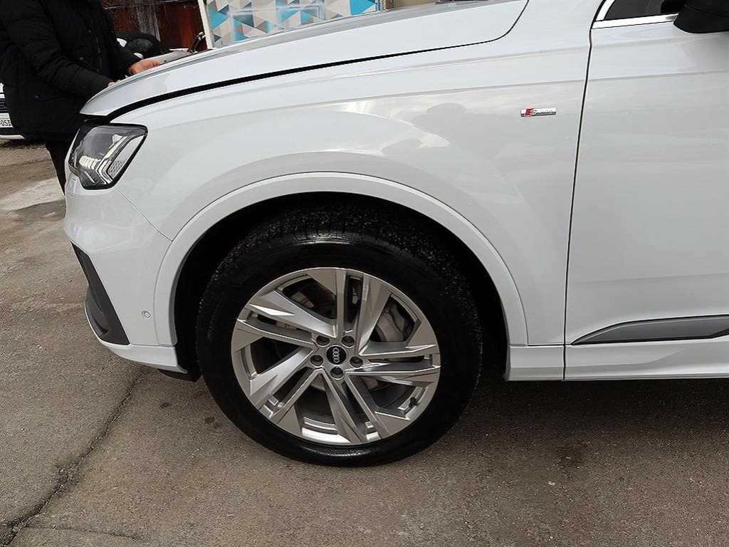 아우디 Q7 Q7 (4M) 45 TDI 콰트로 프리미엄 이미지 20