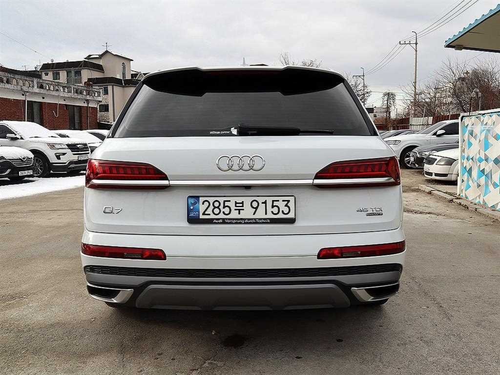 아우디 Q7 Q7 (4M) 45 TDI 콰트로 프리미엄 이미지 5
