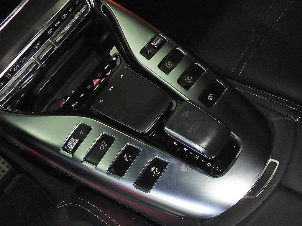 벤츠 AMG GT 4도어 43 4MATIC+ 이미지 12