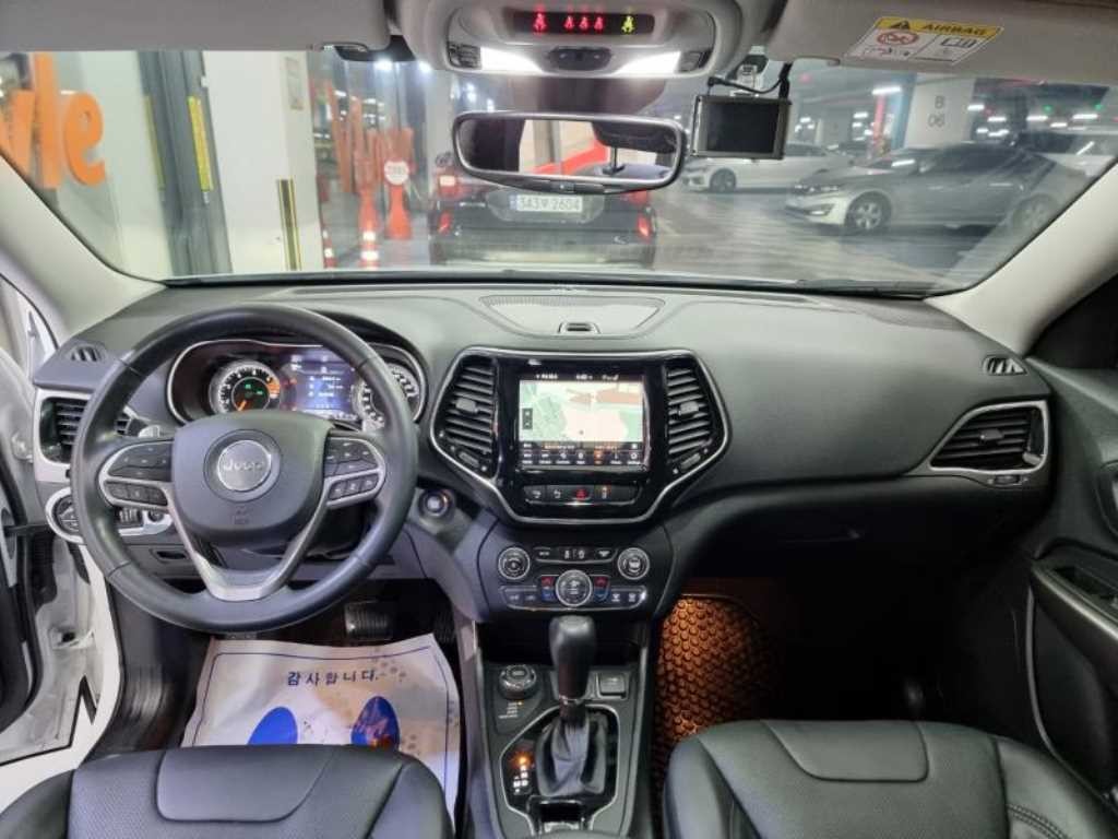 지프 체로키 체로키(KL) 2.4 리미티드 AWD 이미지 7