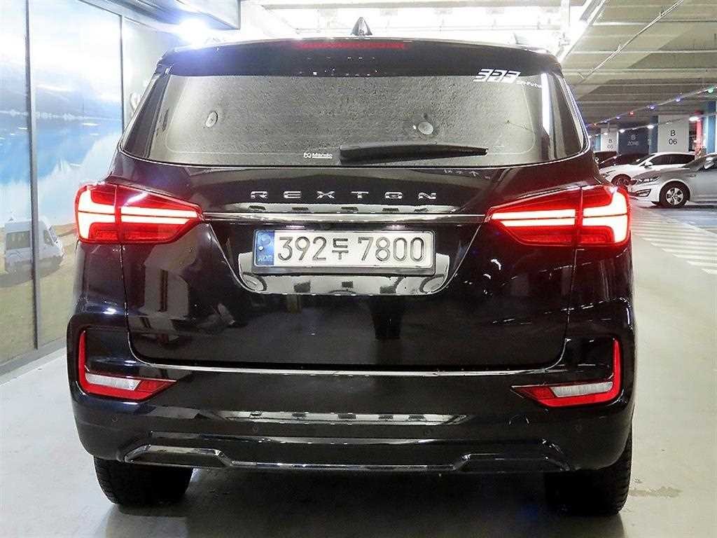 KG모빌리티(쌍용) 렉스턴 올 뉴 렉스턴 (Y450) 디젤 2.2 4WD 더 블랙 이미지 5