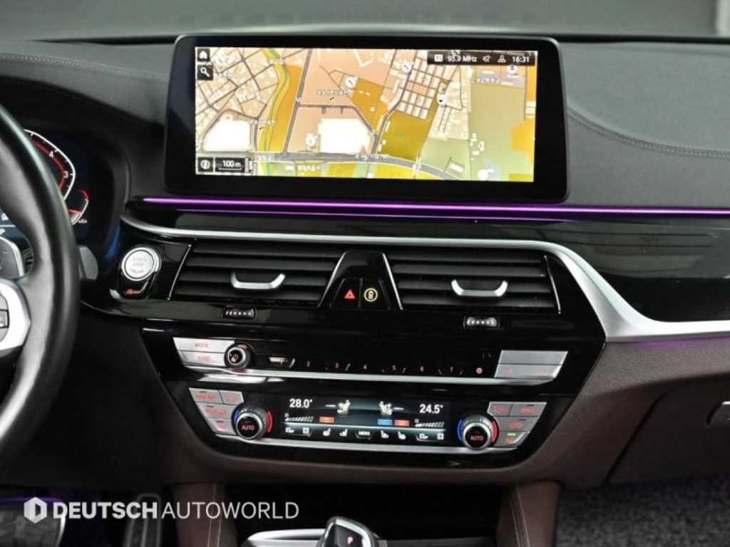 BMW 5시리즈 5시리즈 (G30) 530i M 스포츠 이미지 14