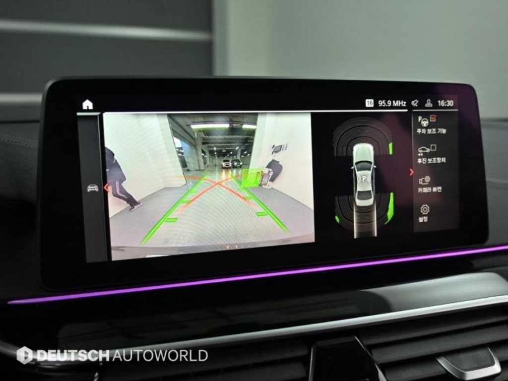 BMW 5시리즈 5시리즈 (G30) 530i M 스포츠 이미지 15