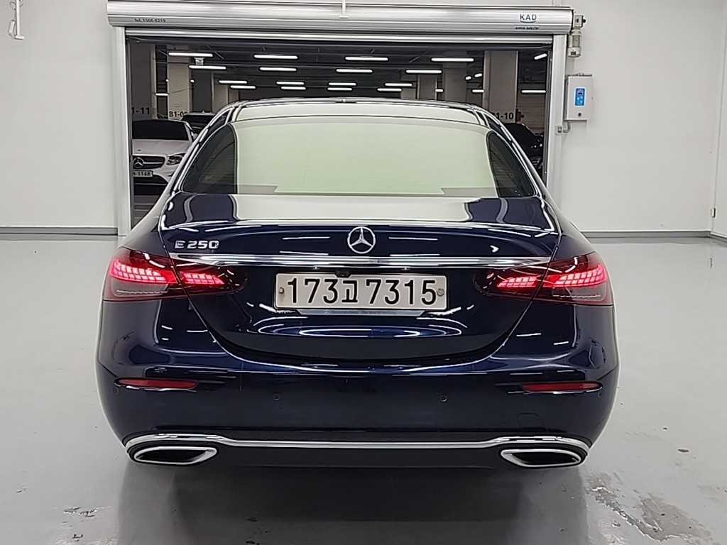 벤츠 E 클래스 E-클래스 W213 E250 아방가르드 이미지 3