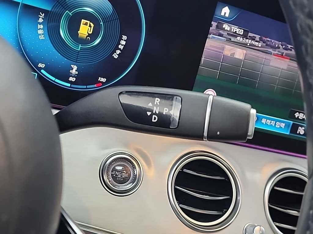 벤츠 E 클래스 E-클래스 W213 E250 아방가르드 이미지 8