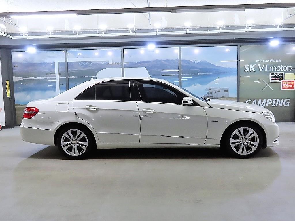 벤츠 E 클래스 E-클래스 W212 E220 CDI 아방가르드 이미지 3
