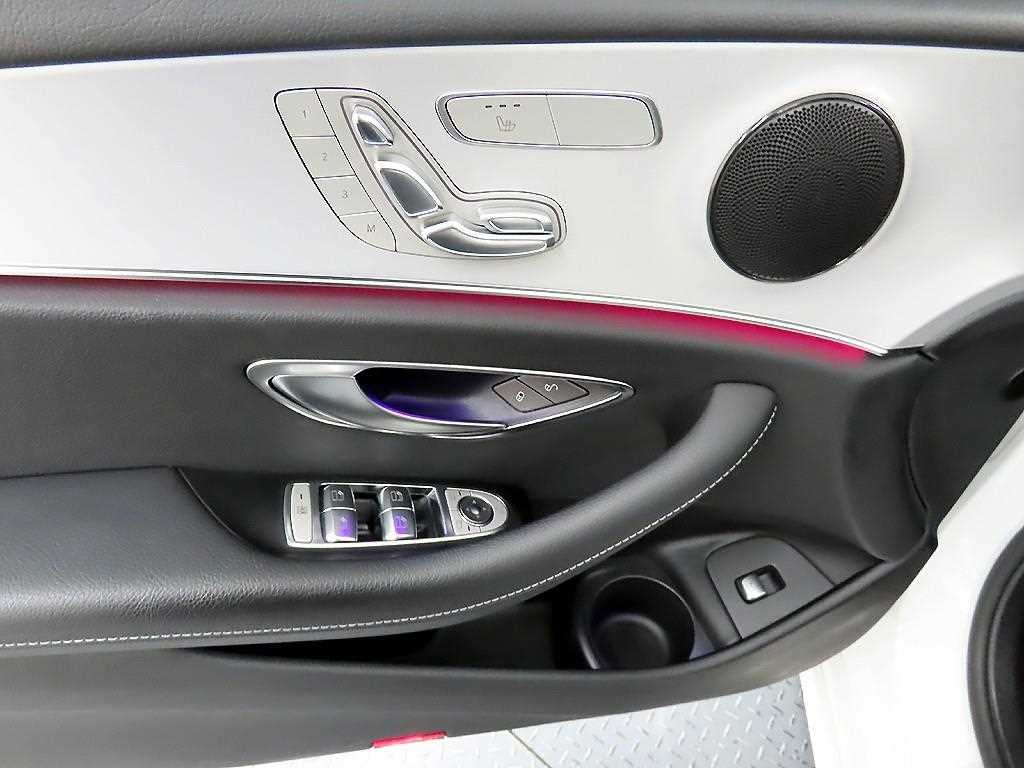 벤츠 E 클래스 E-클래스 W213 E250 아방가르드 이미지 11