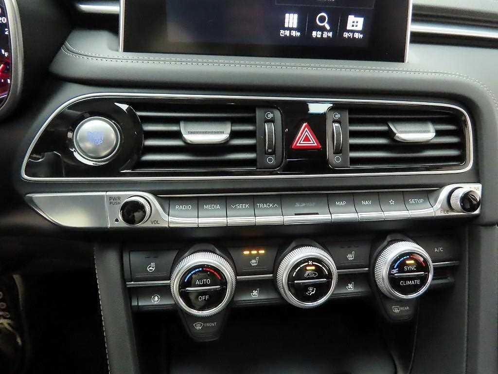 제네시스 G70 2.0T 엘리트 이미지 10