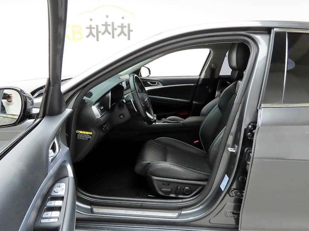 제네시스 G70 2.0T 엘리트 이미지 12